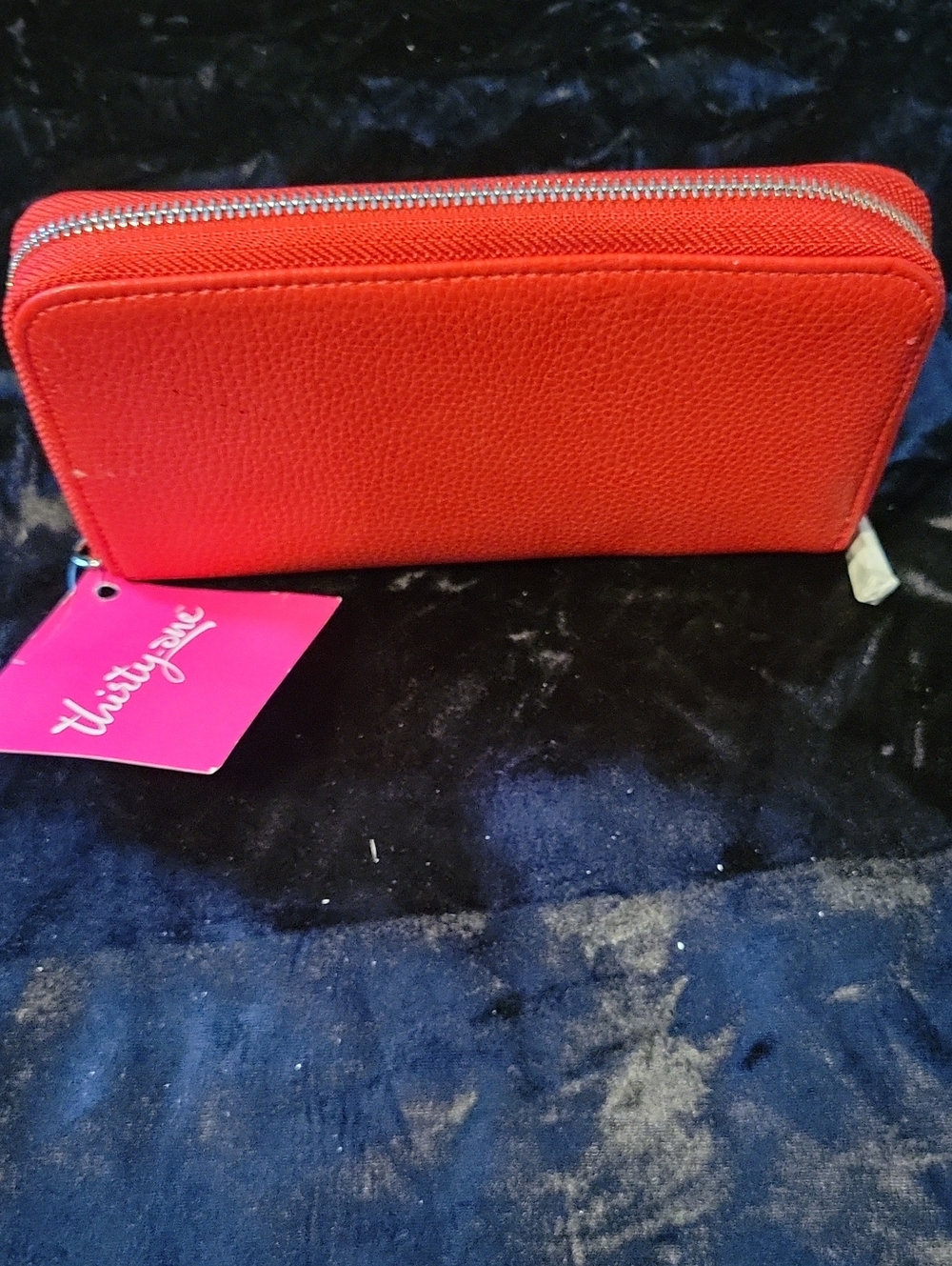 thirty-one Bright Red Zip-Around Wallet